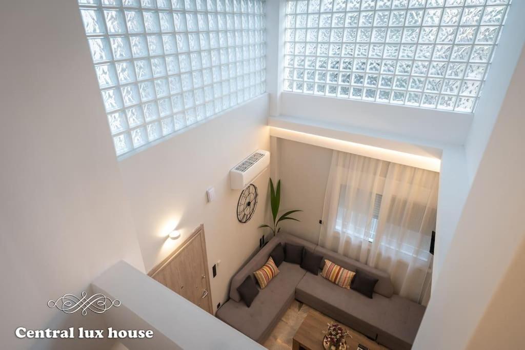 Central Lux House 칼라마타 외부 사진